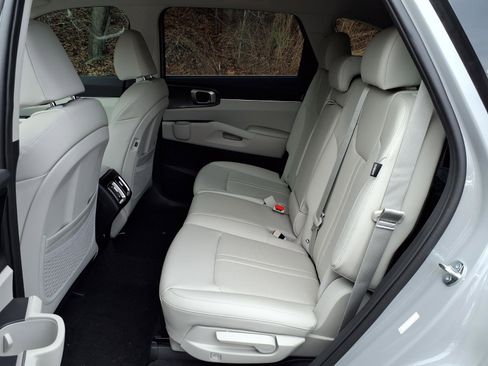 New 2026 Kia Sorento EX AWD/4WD image 4