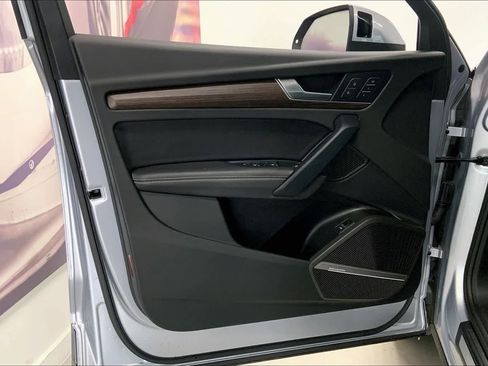 Certified 2023 Audi Q5 2.0T Premium Plus w/ Premium Plus Package image 25