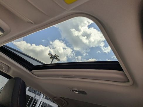 Used 2023 Subaru Crosstrek 2.5i Limited w/ Moonroof Package image 20