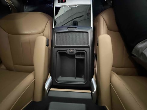 Used 2025 Land Rover Range Rover Long Wheelbase Autobiography image 74