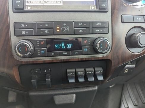 Used 2011 Ford F350 Lariat w/ Lariat Ultimate Pkg image 16