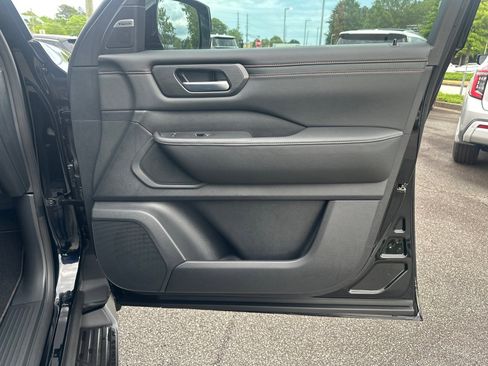 New 2025 Nissan Armada PRO-4X image 14