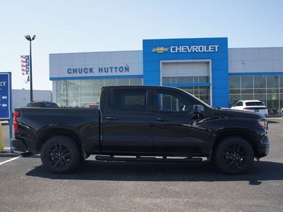 New 2026 Chevrolet Silverado 1500 Custom w/ Turbomax Blackout Package