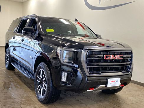 Used 2024 GMC Yukon XL AT4 w/ Technology Package image 2