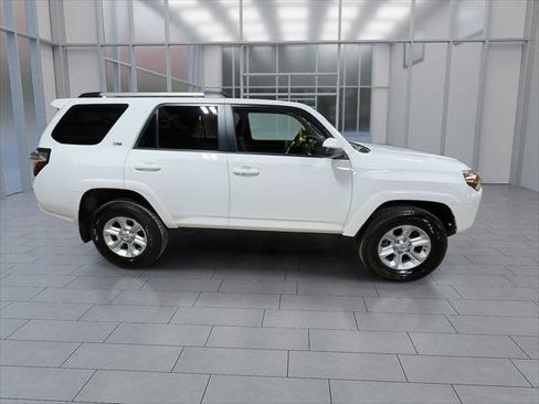 Certified 2024 Toyota 4Runner SR5 image 9