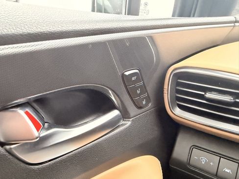 Used 2023 Hyundai Santa Fe Calligraphy image 20