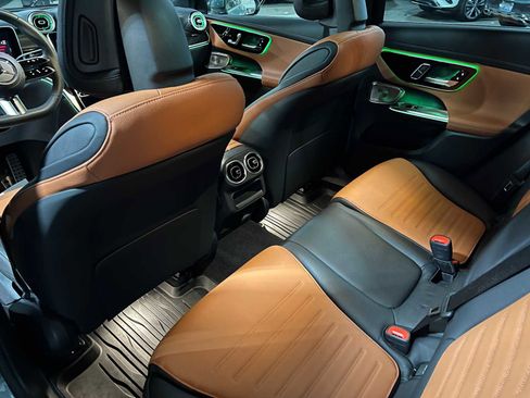 Certified 2025 Mercedes-Benz GLC 300 4MATIC image 19