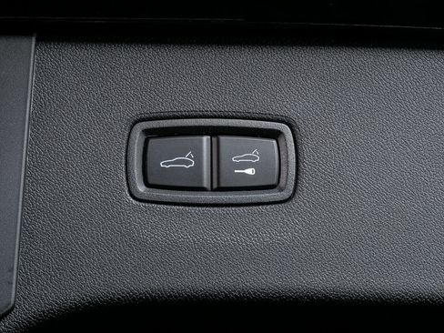 New 2026 Porsche Cayenne image 33