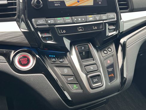Used 2023 Honda Odyssey Elite image 16