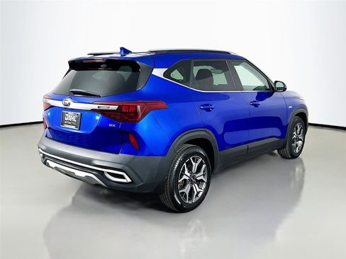 Used 2021 Kia Seltos EX image 13