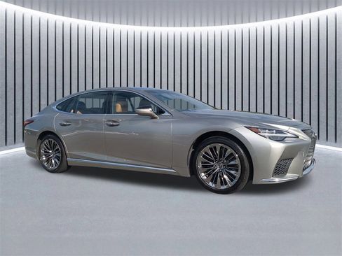 Used 2022 Lexus LS 500 500 Base image 3