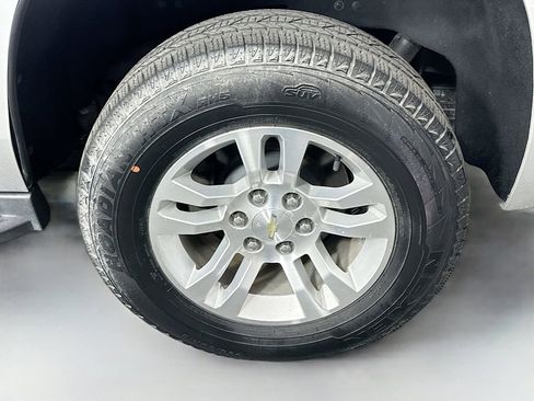 Used 2018 Chevrolet Tahoe LT image 35