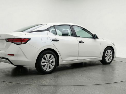 Used 2025 Nissan Sentra S image 7