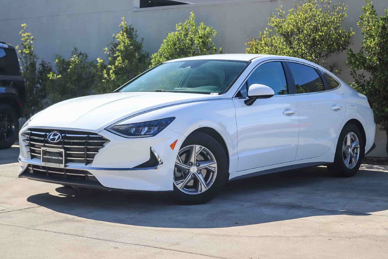 Used 2021 Hyundai Sonata SE w/ Preferred Accessory Package FWD image 1