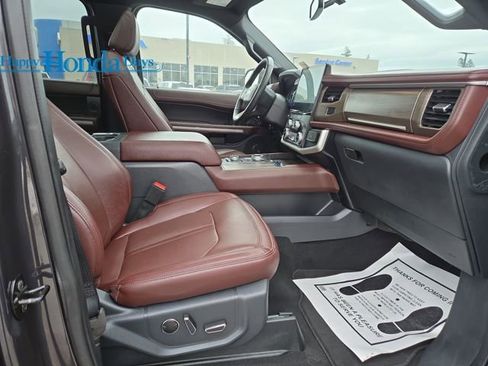 Used 2024 Ford Expedition Max Limited image 41