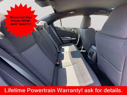 Used 2023 Dodge Charger SXT RWD image 25