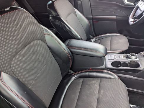 Used 2024 Ford Escape ST-Line AWD/4WD image 10
