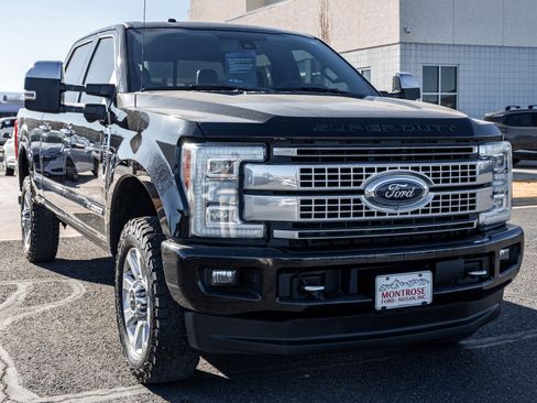 Certified 2017 Ford F350 Platinum w/ Platinum Ultimate Package image 3