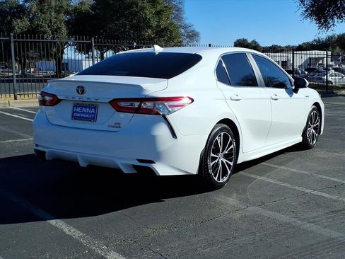 Used 2020 Toyota Camry SE image 10