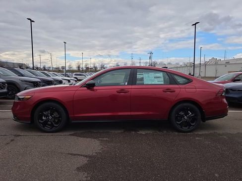 New 2025 Honda Accord SE image 2