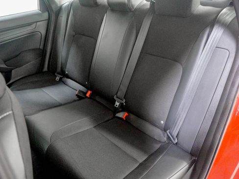Used 2023 Honda Civic Sport image 32