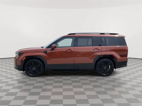 Used 2025 Hyundai Santa Fe Calligraphy AWD/4WD image 2
