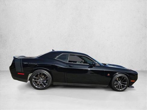Used 2022 Dodge Challenger R/T Scat Pack w/ Scat Pack Stripe image 4