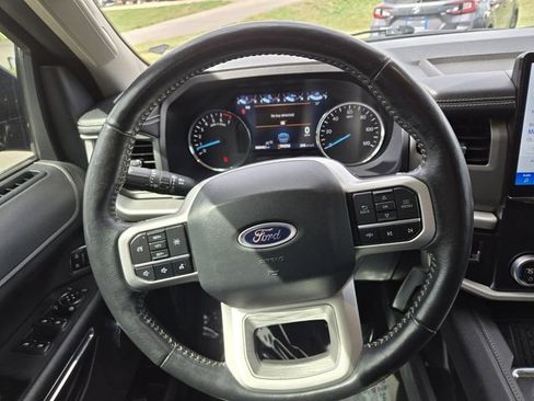 Used 2024 Ford Expedition Max XLT AWD/4WD image 11