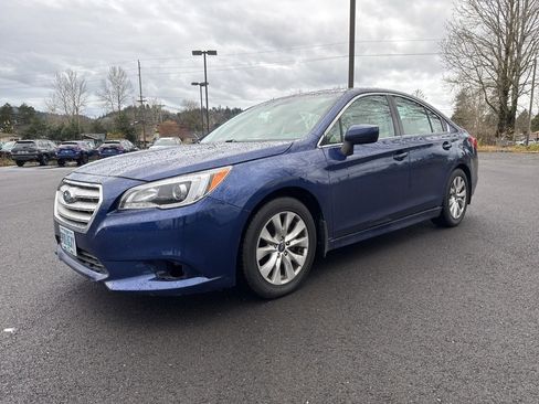Used 2015 Subaru Legacy 2.5i Premium image 3