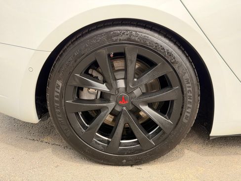 Used 2018 Tesla Model 3 Performance AWD/4WD image 12