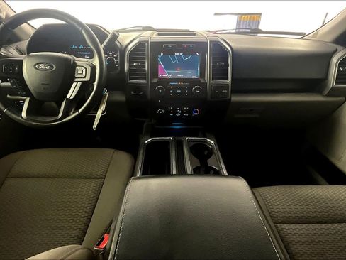 Used 2018 Ford F150 XLT w/ Equipment Group 302A Luxury image 12