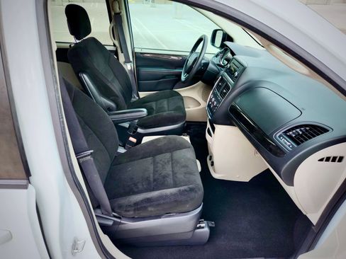 Used 2015 Dodge Grand Caravan SE w/ Quick Order Package 29E SE image 25