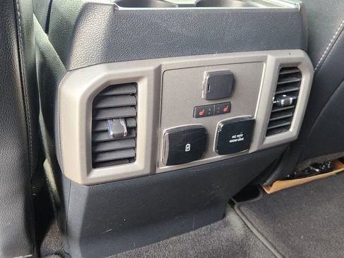 Used 2022 Ford F250 Lariat w/ Tremor Off-Road Package AWD/4WD image 30