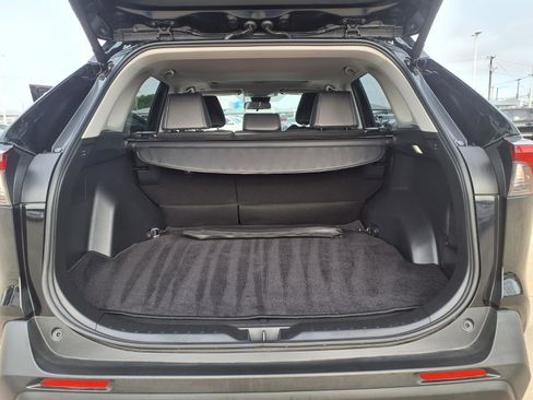 Used 2025 Toyota RAV4 XLE Premium FWD image 28