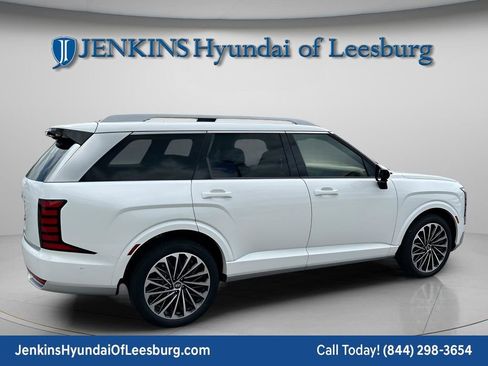 New 2026 Hyundai Palisade Calligraphy FWD image 5