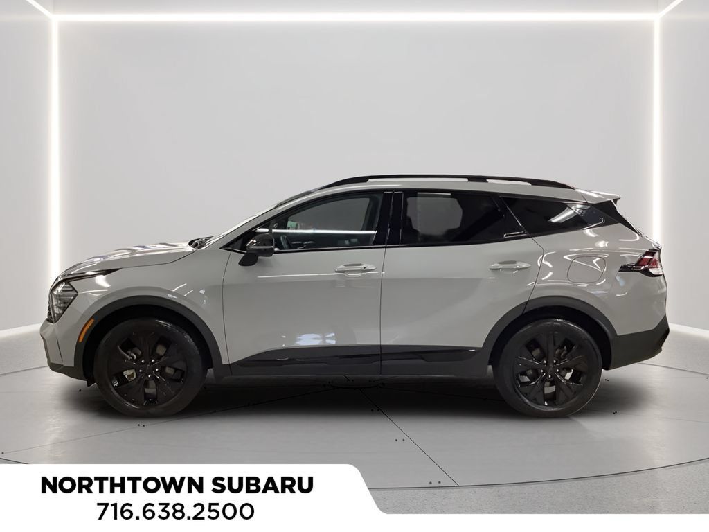 Used 2025 Kia Sportage X-Line AWD/4WD image 2