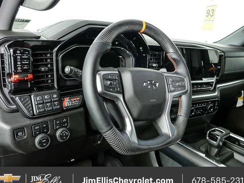 New 2025 Chevrolet Silverado 1500 RST AWD/4WD image 4