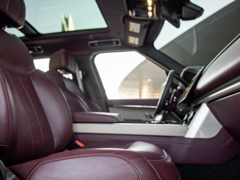 Used 2023 Land Rover Range Rover Autobiography image 43