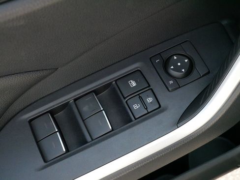 Certified 2025 Toyota RAV4 XLE AWD/4WD image 19