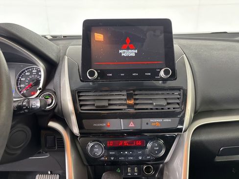 Used 2022 Mitsubishi Eclipse Cross SE image 16