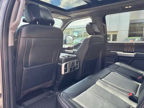 Used 2020 Ford F150 Lariat w/ Equipment Group 502A Luxury AWD/4WD image 16