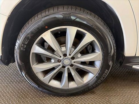 Used 2015 Mercedes-Benz GL 450 4MATIC image 43