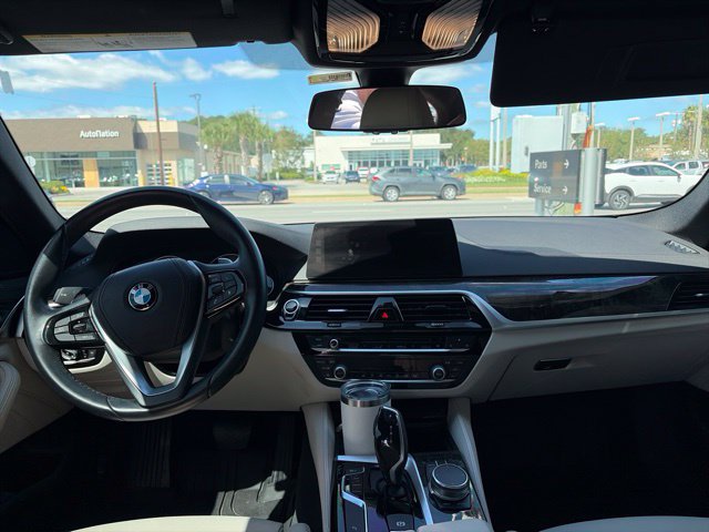 Used 2017 BMW 530i RWD image 13