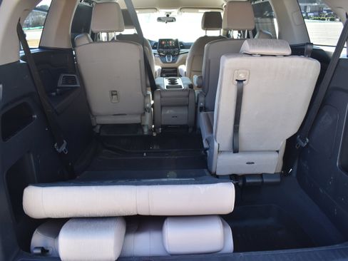 Certified 2020 Honda Odyssey EX image 35