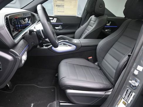 Used 2026 Mercedes-Benz GLS 450 4MATIC image 18