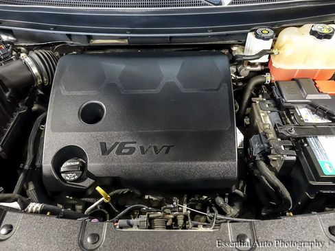 Used 2018 Chevrolet Traverse LT image 27