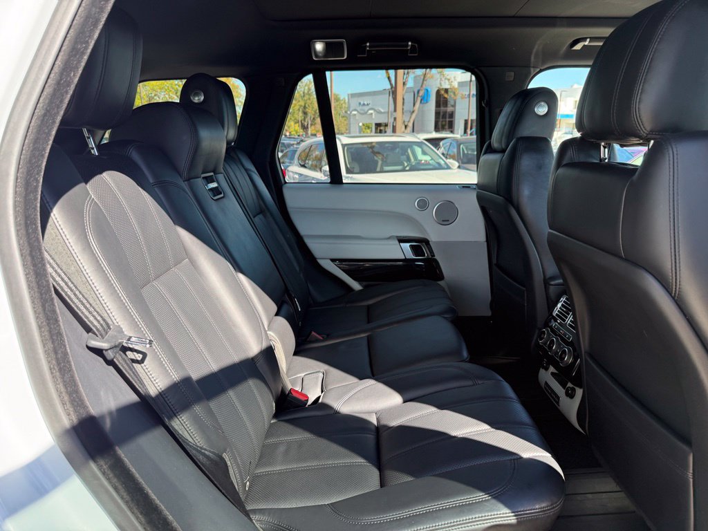 Used 2016 Land Rover Range Rover HSE AWD/4WD image 17