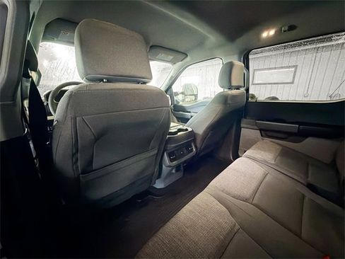 Used 2024 Ford F450 XLT w/ FX4 Off-Road Package image 9