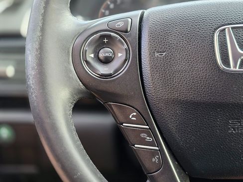 Used 2015 Honda Accord Sport image 30