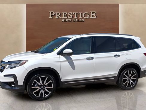 Used 2021 Honda Pilot Touring image 8